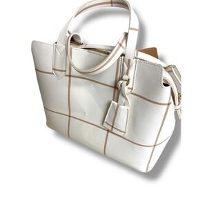 A New‎ Day -  Cream/tan  - Shoulder bag With strap - Gold Hardware